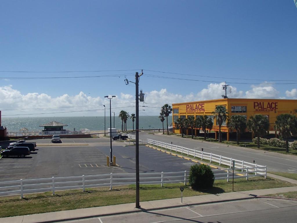 Regency Inn Motel By The Beach Corpus Christi Exteriör bild