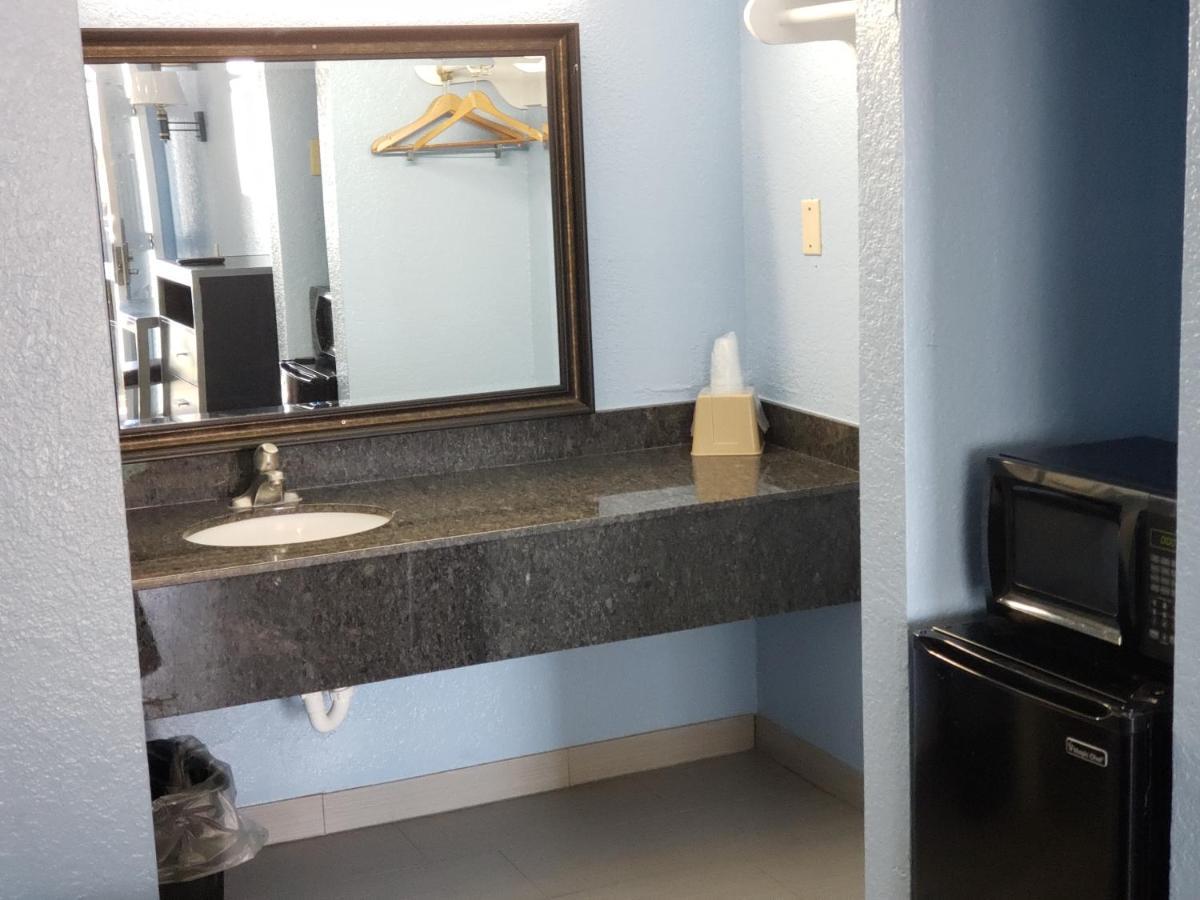 Regency Inn Motel By The Beach Corpus Christi Exteriör bild