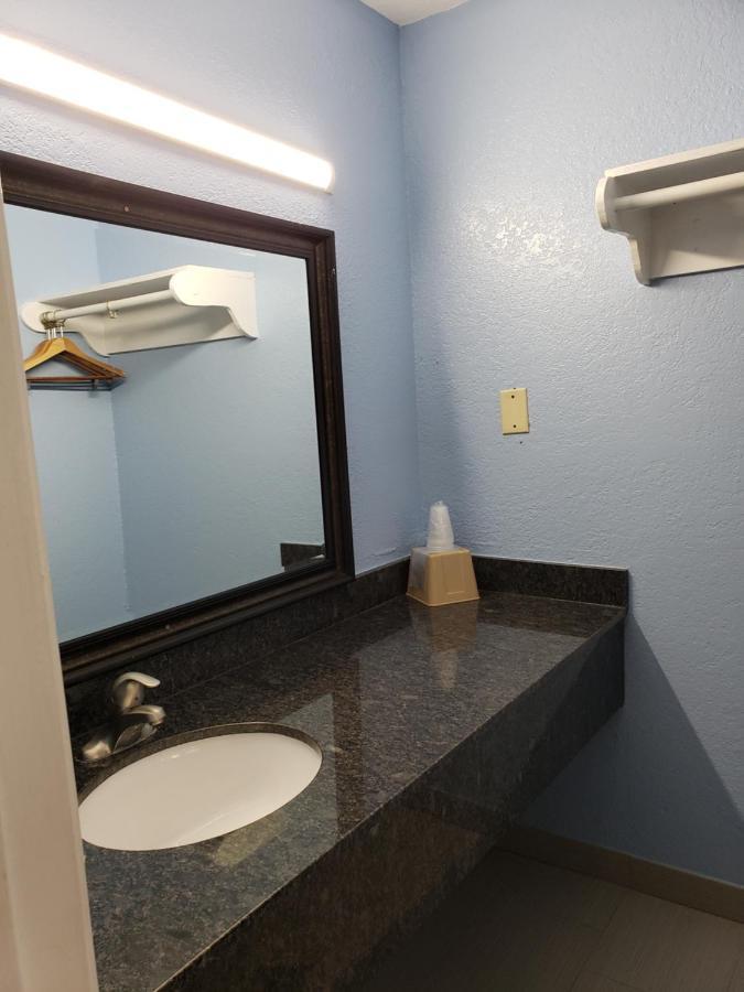 Regency Inn Motel By The Beach Corpus Christi Exteriör bild